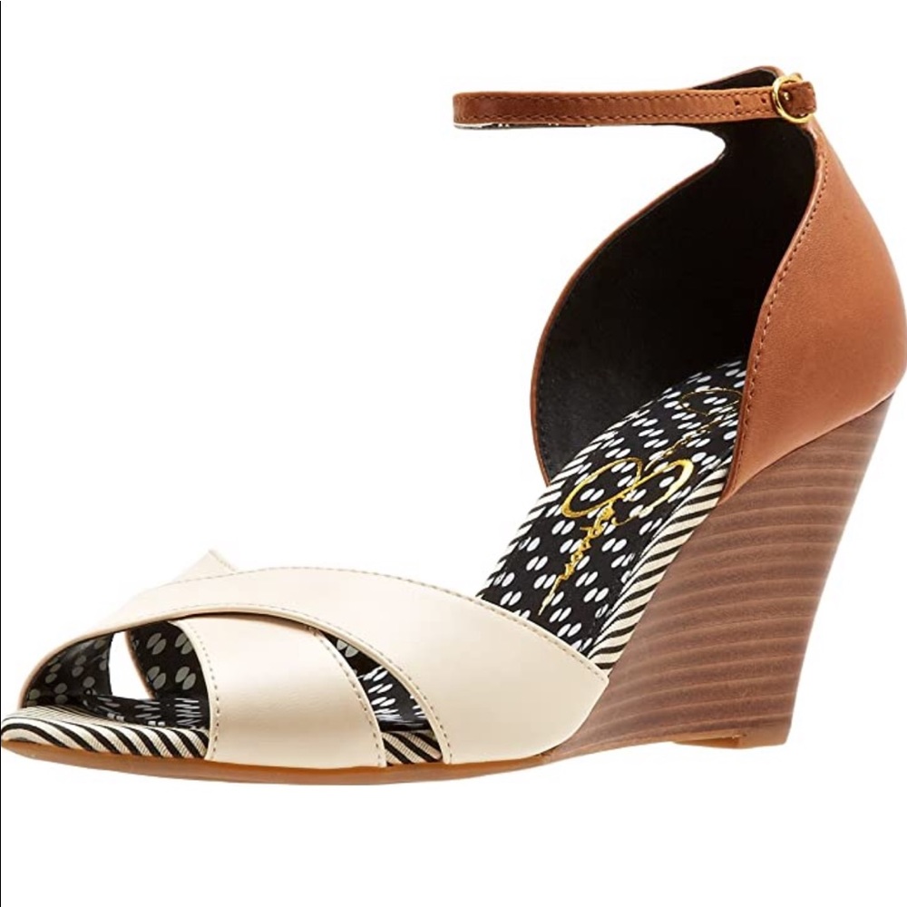 Jessica Simpson Cream and Brown Wedges